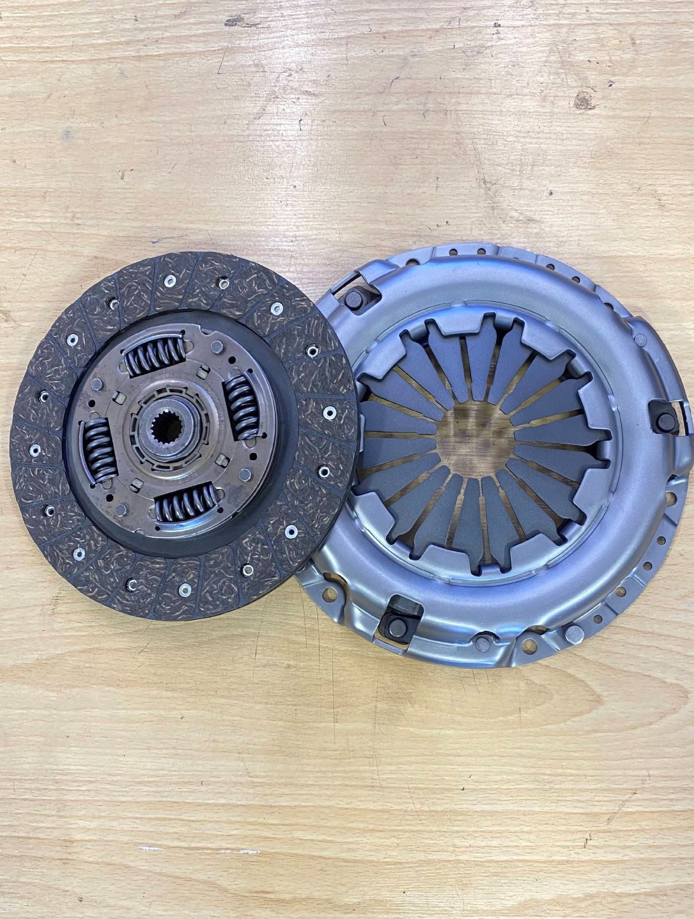 تصویر دیسک و صفحه کلاچ کوئیک 215 میل (والئو کره)